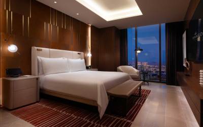 Executive King Suite Strip View