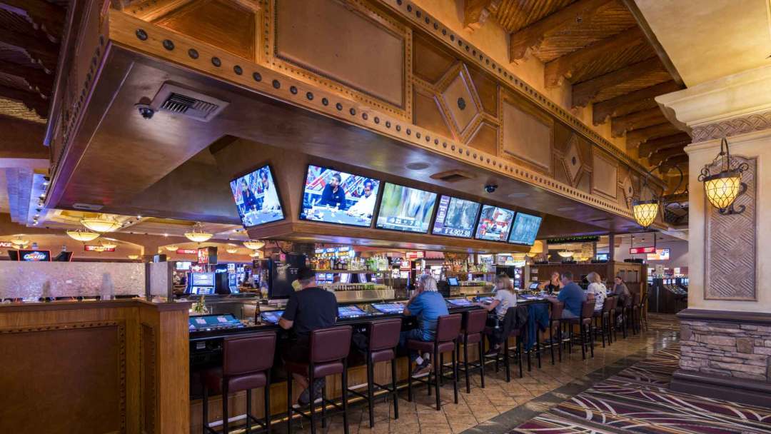 Iguana Bar at Santa Fe Station