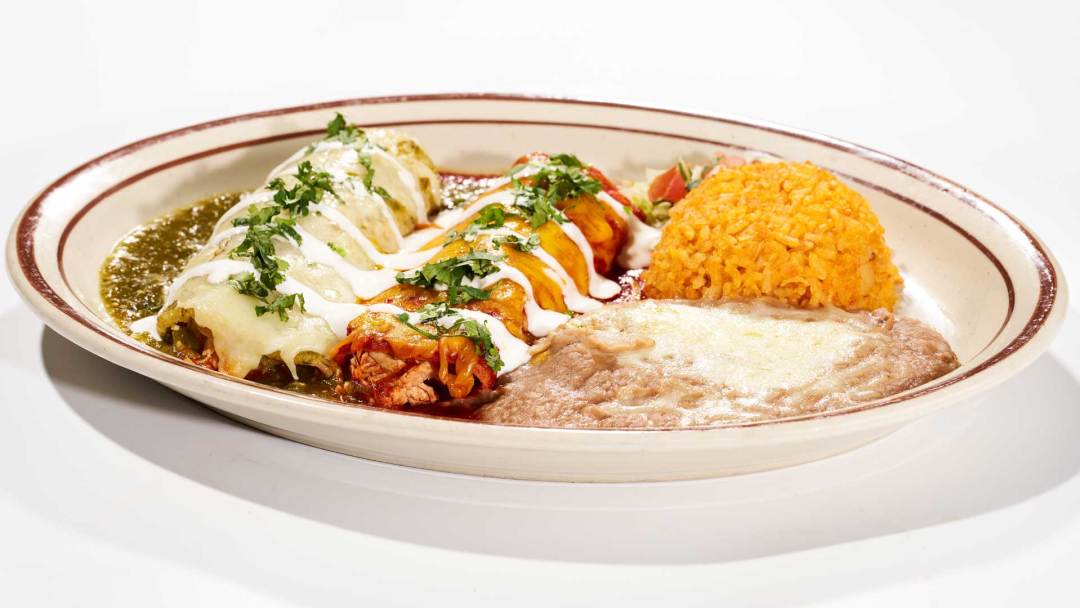 Enchiladas at Lindo Michoacán