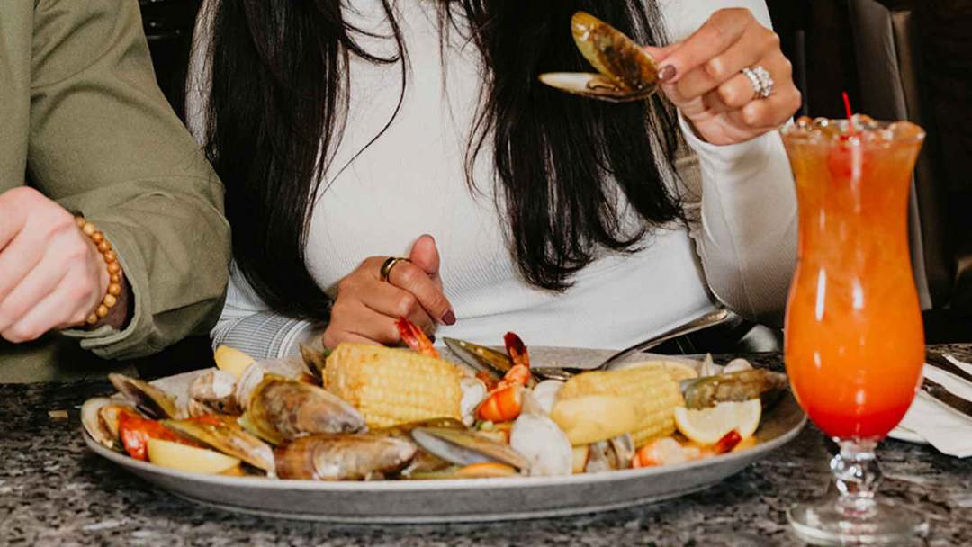 Cioppino at the Oyster Bar