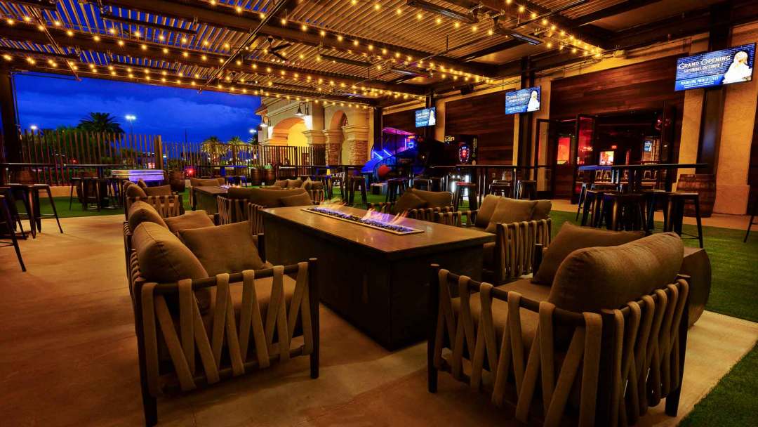 Patio at Stoney's North Forty