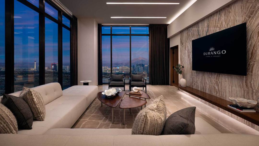 Vista Suite Living Room at Durango